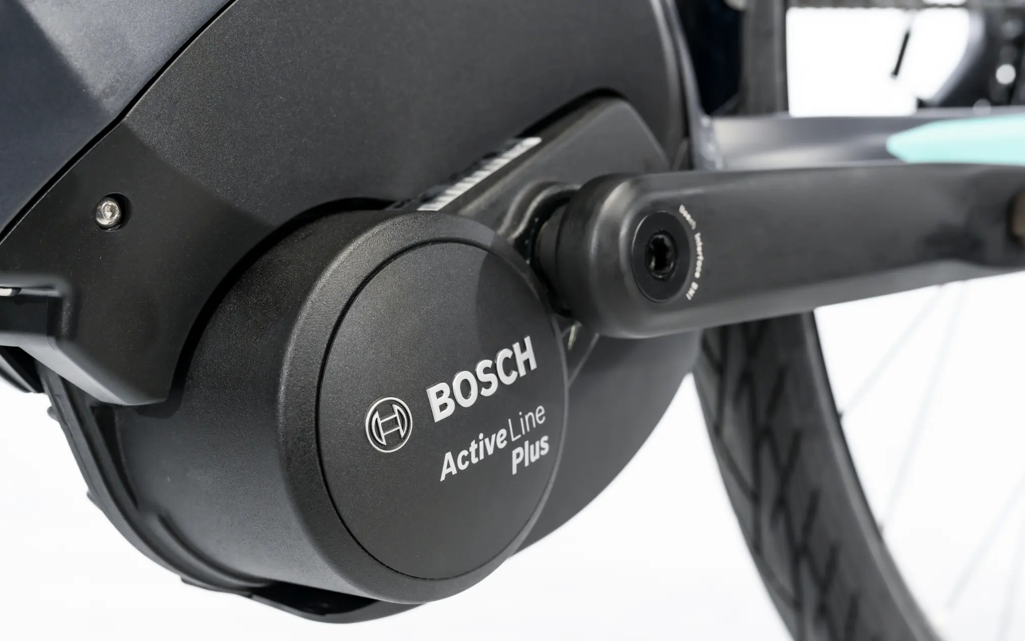 VTC Electrique Femme Moteur Bosch 28 Pouces Gepida Blanc 625-57 – Image 5