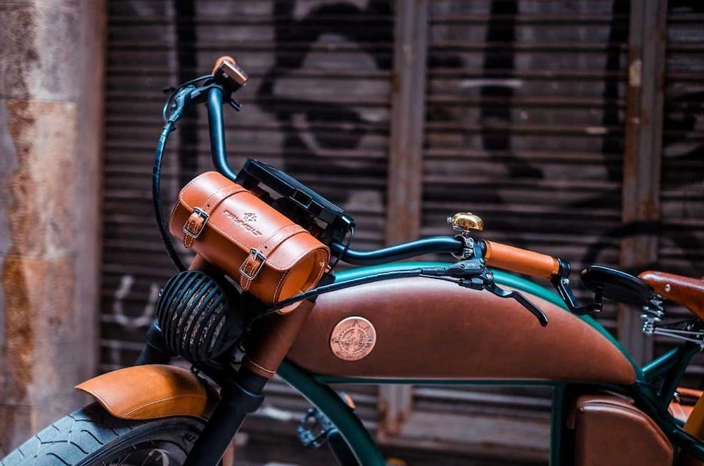 Velo Electrique Rayvolt Cruzer Chopper 24 Pouces Orange M 1100Wh – Image 3