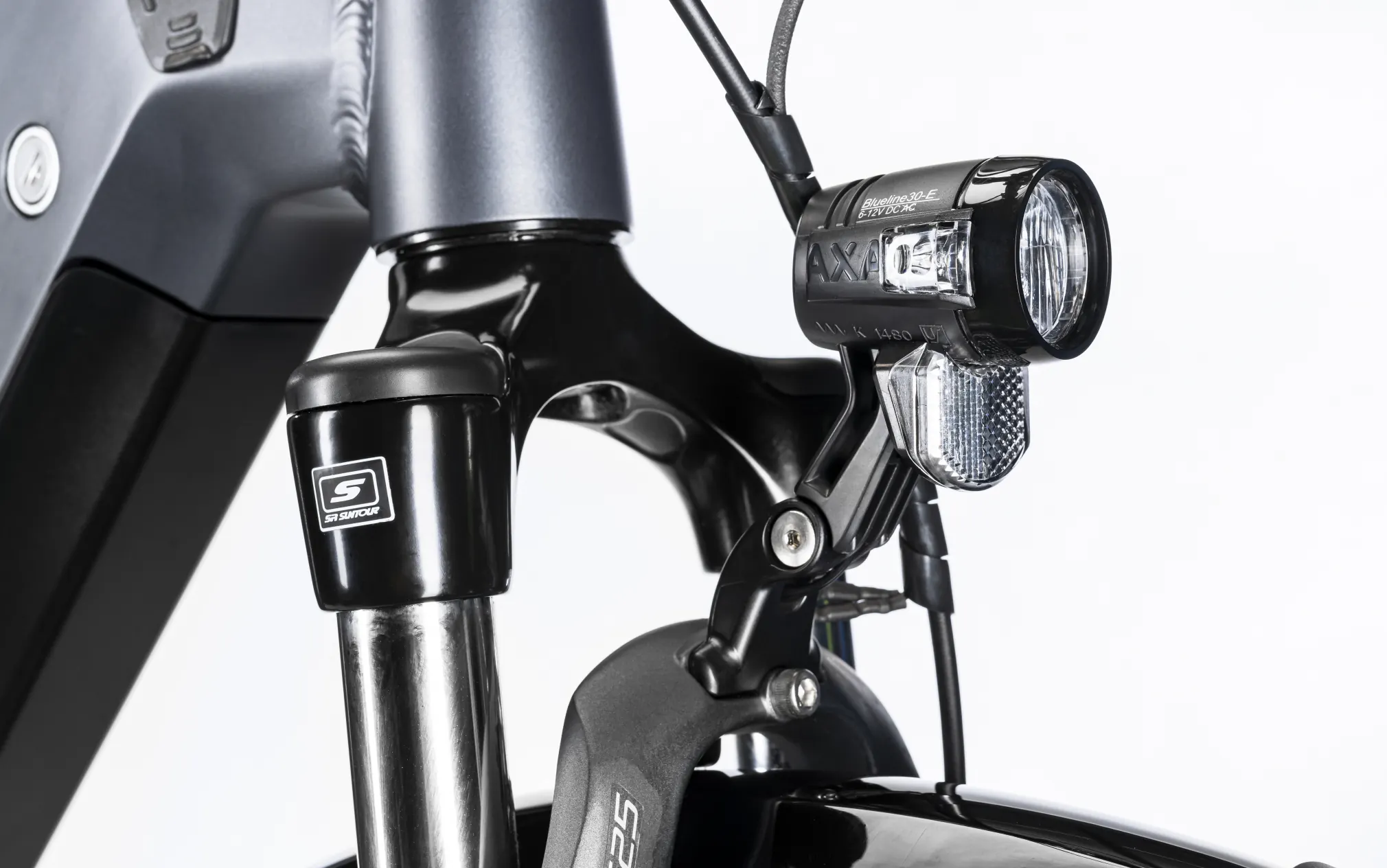 VTC Electrique Homme 28 Pouces Bosch Moteur Central Gepida XT10 Gris 400-56 – Image 4